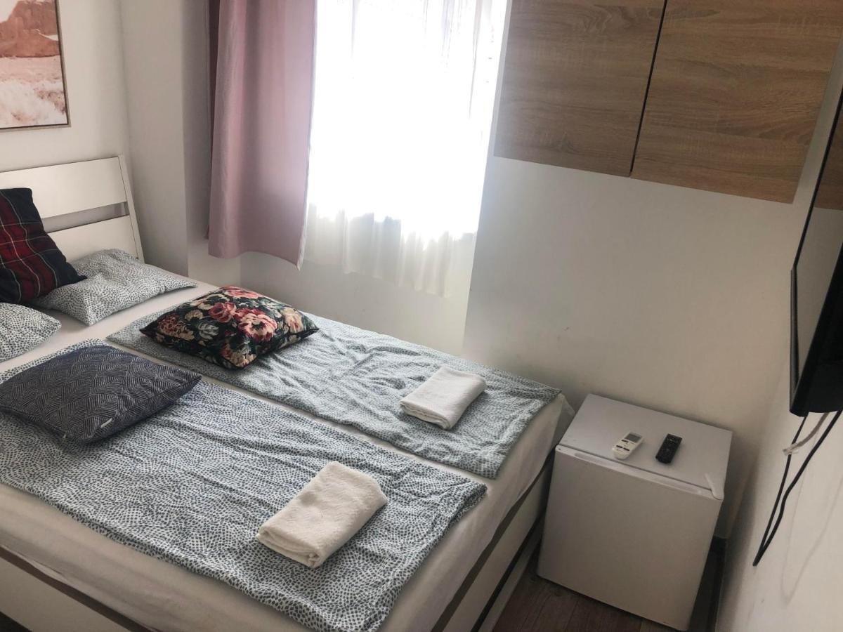 בודפשט Bella Fiore Mini Rooms 3 מראה חיצוני תמונה