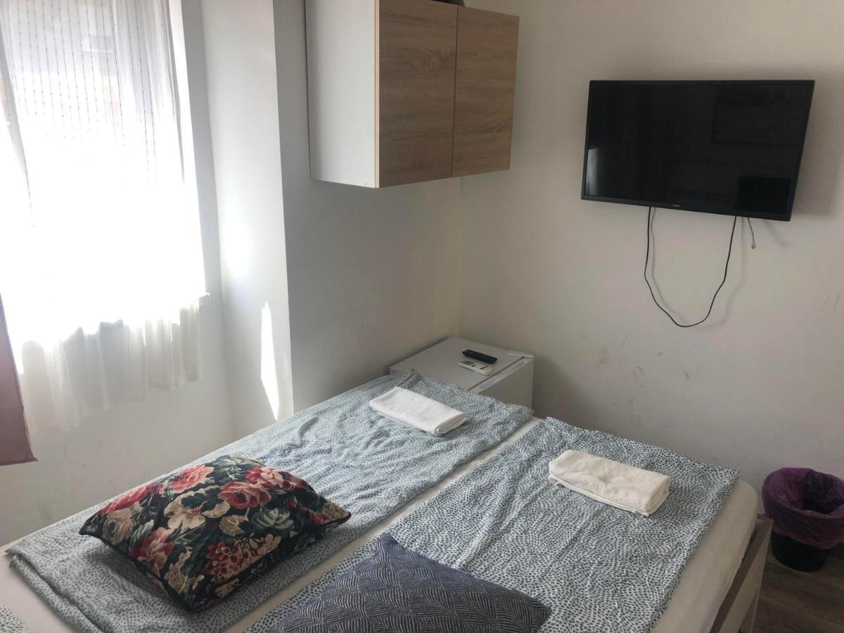 בודפשט Bella Fiore Mini Rooms 3 מראה חיצוני תמונה